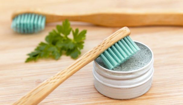 [Юлия Коршикова] Здоровые зубы и дёсны (2022)_0.png